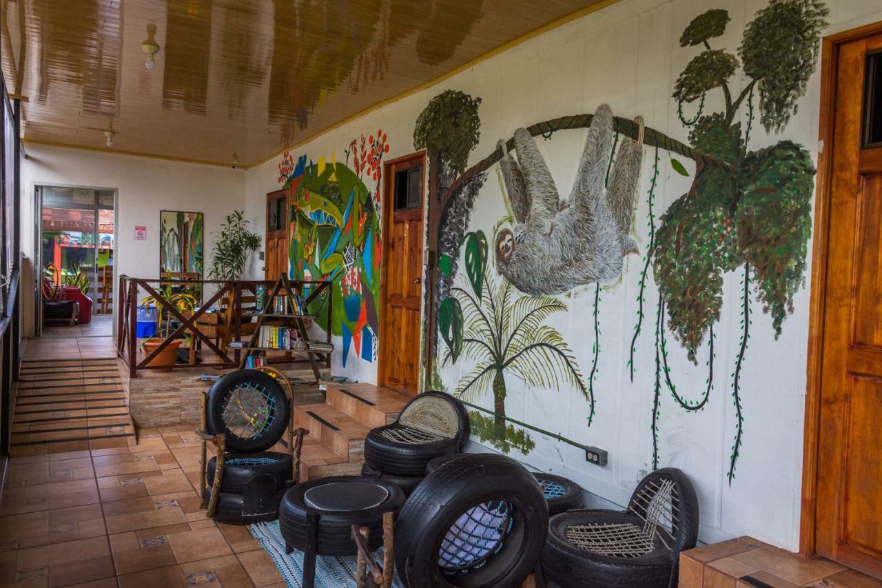 Arenal Container Hostel La Fortuna Esterno foto