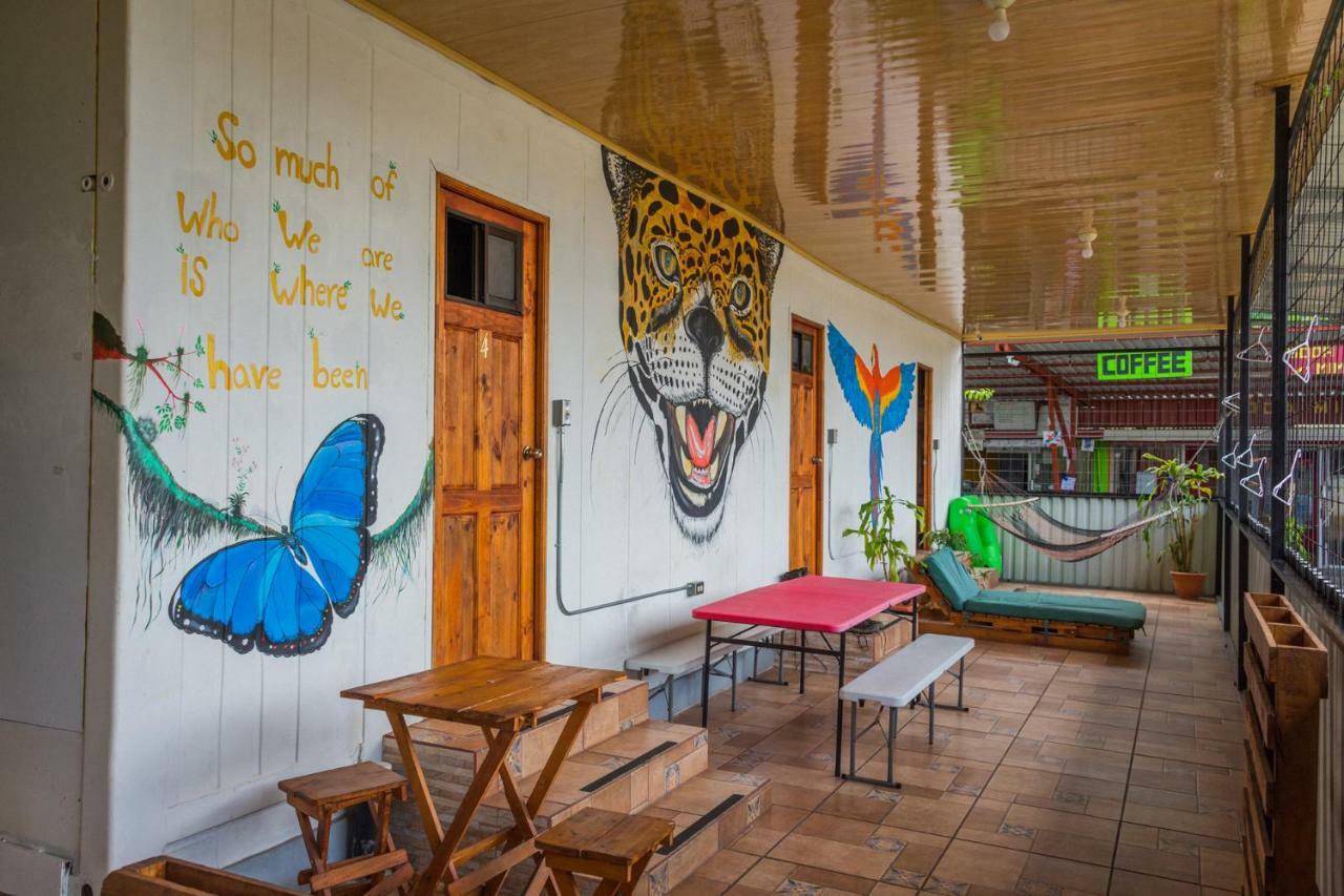 Arenal Container Hostel La Fortuna Esterno foto