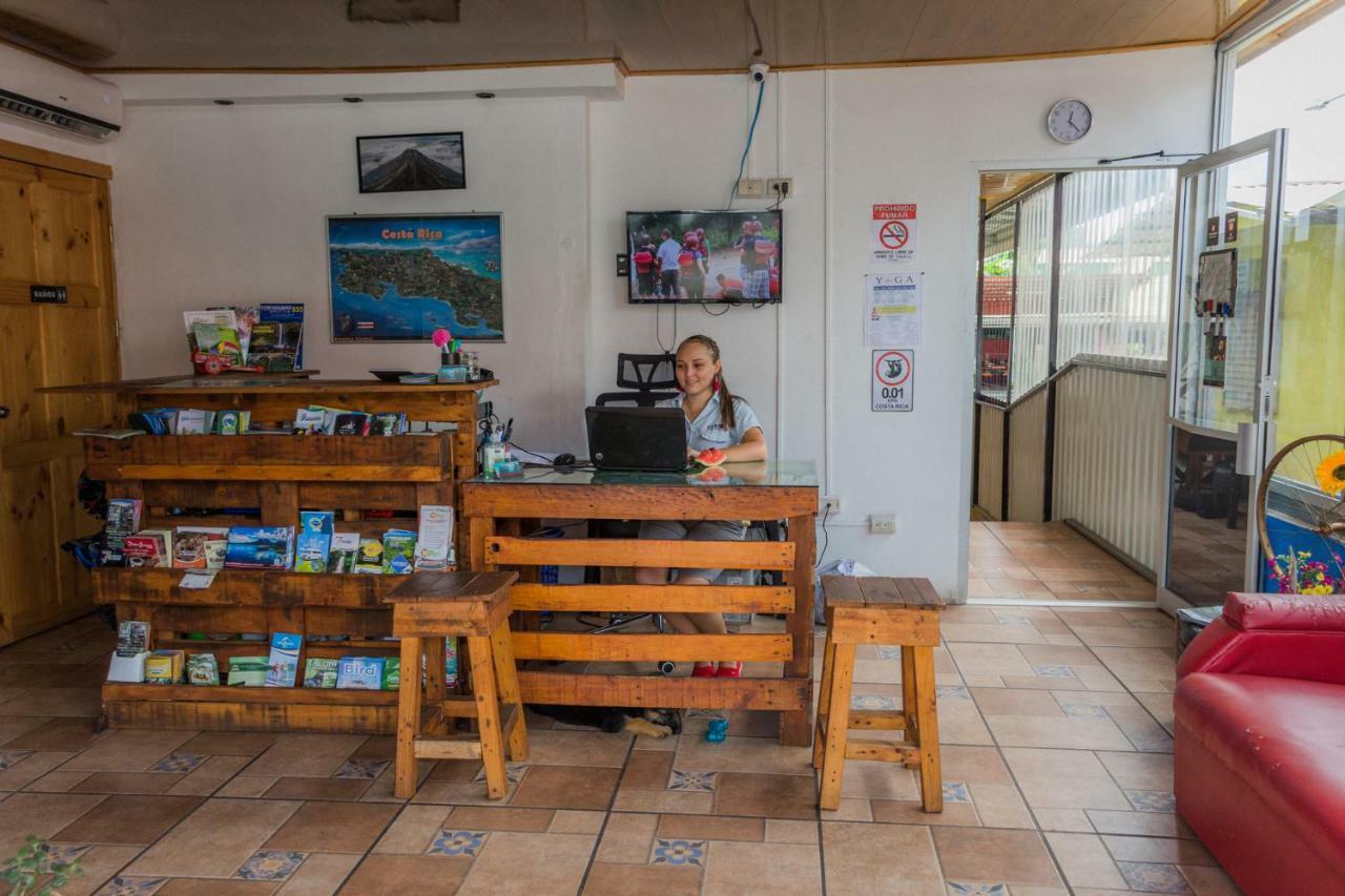 Arenal Container Hostel La Fortuna Esterno foto